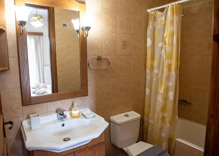 ξένη Karpenísion