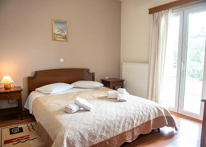 ξένη Maison d'hôtes Karpenísion