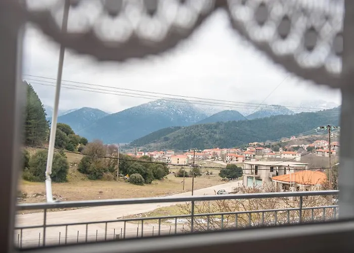 ξένη Karpenísion