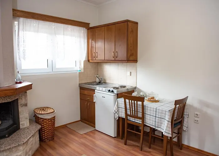 Maison d'hôtes ξένη Karpenísion