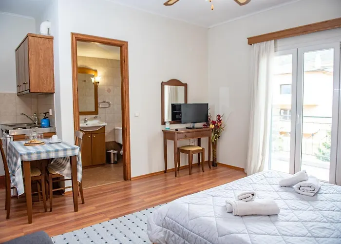 ξένη Maison d'hôtes Karpenísion